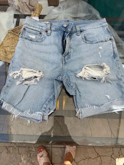 Levis Shorts 412 $10