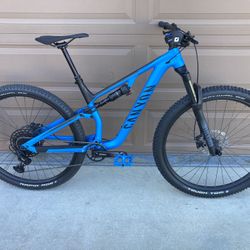 2021 Canyon Neuron 5 Medium 29” Mountain Bike SRAM RockShox Schwalbe 1x12 130mm Travel SUPER CLEAN! UPDATED SPEC!