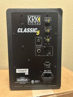 krk classic 5 & focusrite scarlett solo