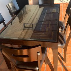 Solid wood dining room table 6 chairs
