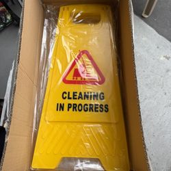 MATTHEW CLEANING 25'' Industrial Wet Floor Sign 3 Pack 2-Sided Safety A-Frame Birght Yellow Multilingual Warning Signs Commercial Caution Wet Fold-out