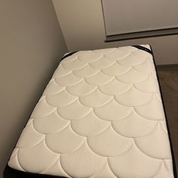 Dream Cloud Memory Foam Full Bed