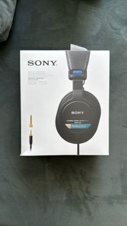 Sony Professional Headphone w Box