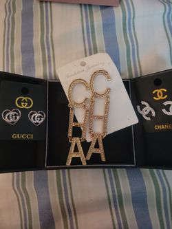 Fashion earrings