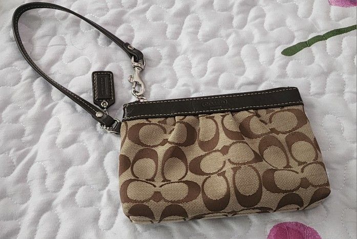 Coach Wrist Purse