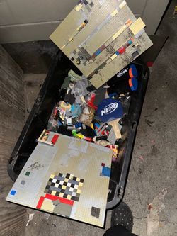 Box full of legos and more stuff(90% legos)