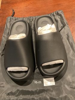 Yeezy Slide YS-01 Black 8
