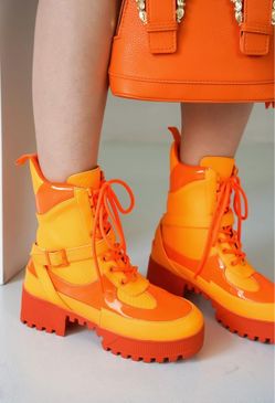 Women's Chunky Heel Combat Boots Platform Lace Up, High Top Ankle Boots Fall Winter Streetwear, Non-Slip Block Heel (Hot Rod)