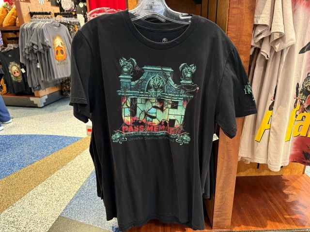 The Universal Studios Hollywood Halloween Horror Nights 2025 Pass Member Shirt Sizes L , XXL , XXXL