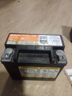 One AC Delco 1 5 5 CCA 12 RC auxiliary battery