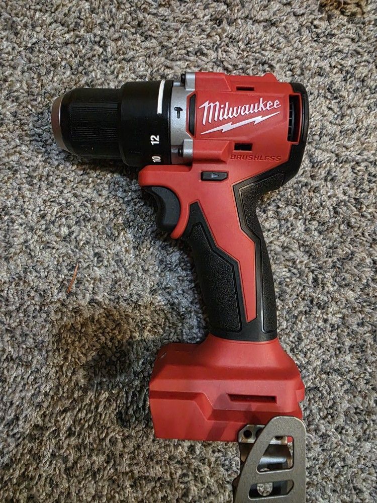 Milwaukee Hammer Drill