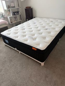 Cooltex Queen Mattress