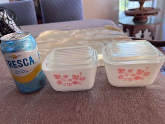 2 Pyrex pink gooseberry fridgies