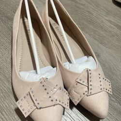 Brand New Women’s Flat Shoes