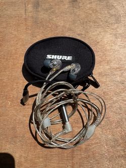 SHURE SE215 IEM earbuds
