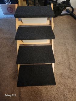 Wooden Pet Stairs with Carpet Steps
