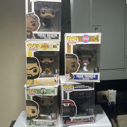 5 funko pops