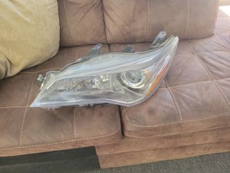 Headlight Halogen Projector Driver Side CAPA Certified Fits 2015-2017 Toyota Camry SE/XSE/Special Edition 4Cyl