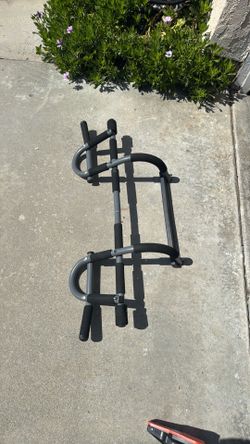 Pull up bar for door frame