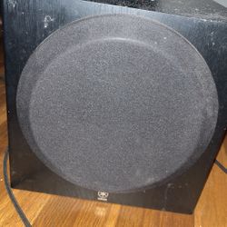 Yamaha 10inch Sub