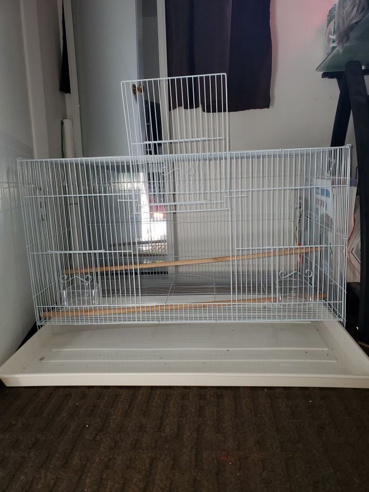 Bird Cage with perches and clear cups