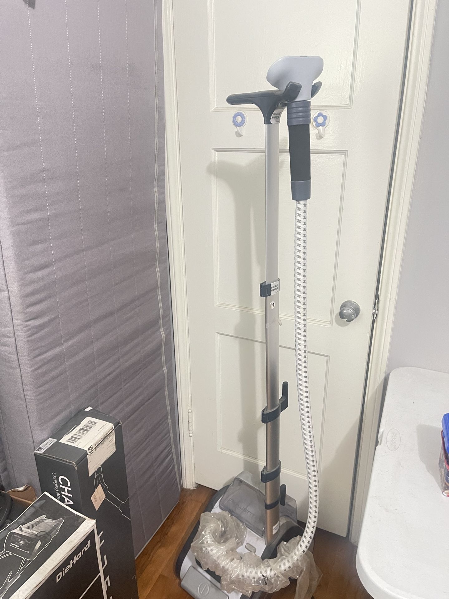 Rowenta Prostyle Full Size Steamer for Clothes with Screen 63 Inches 1.5 Liter Capacity 1500 Watts Ironing, Fabric Steamer, Garment Steamer, Adjustabl