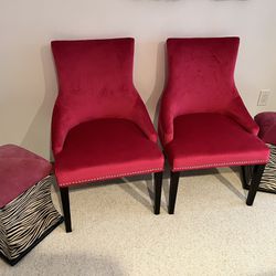 Side Chairs & Storage Ottomans