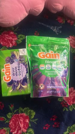 Gain Moonlight Breeze Flings & Dryer Sheets Bundle