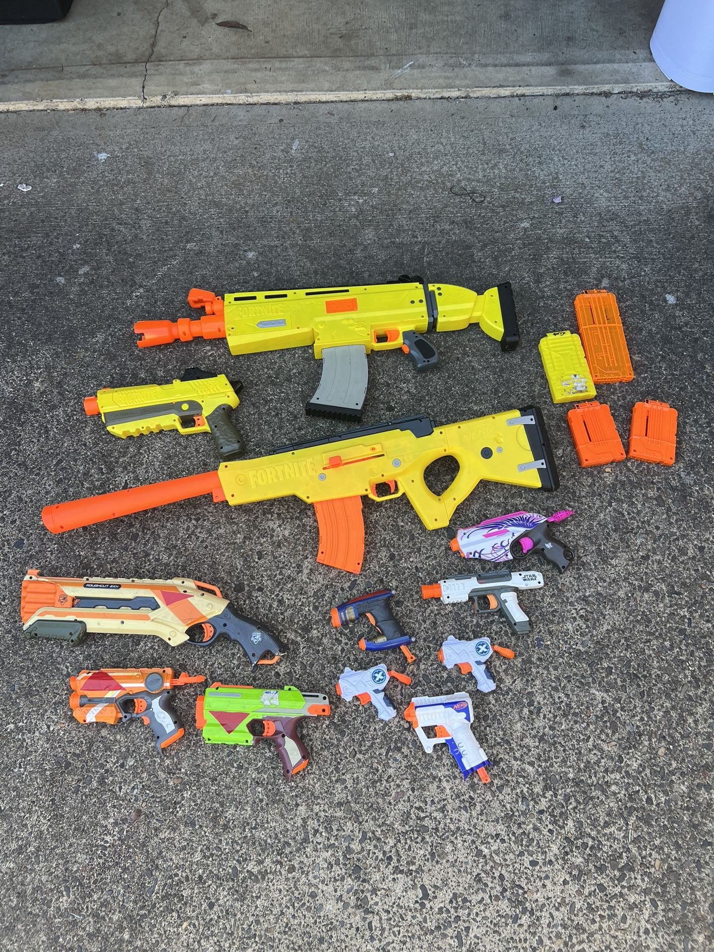 Nerf Gun Lot