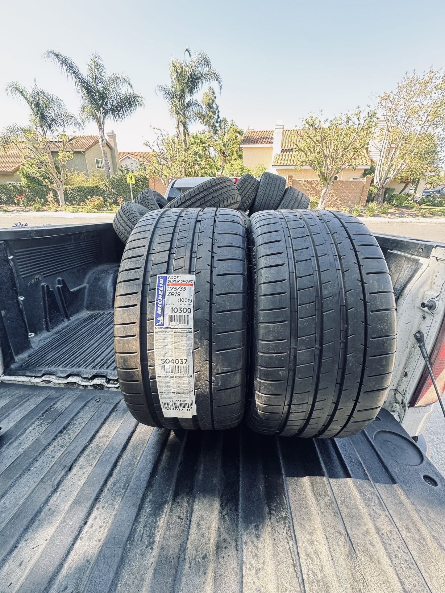 275/35/19(100Y) Michelin Pilot Super Sport Star Spec Brand New Close out Deal