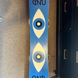 153 gnu space case snowboard