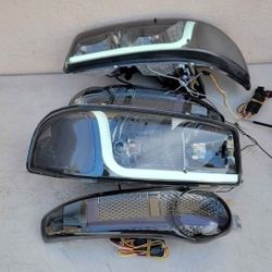 01-06 Gmc Sierra Yukon Denali LED DRL Headlights Luces Micas Calaveras Faros Faroles Focos Headlamps 