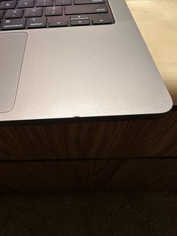 MacBook Pro 14  Inch Thumbnail