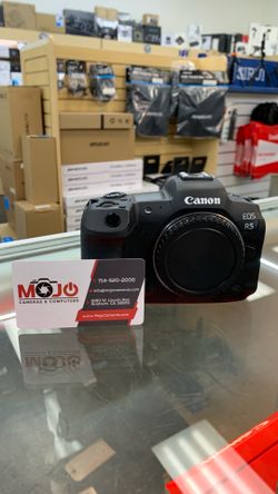 Canon EOS R5 Mirrorless Camera