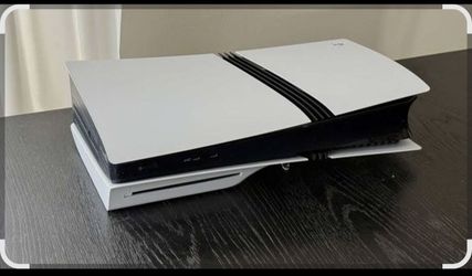 Playstation 5 PS5 Pro With Disc Drive