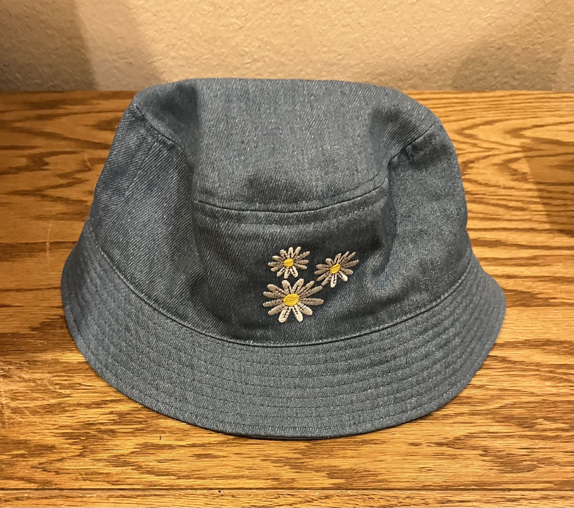 Cute Jessica Simpson Hat. 100% Cotton. One Size