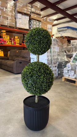 Faux 4’ UV Resistant Boxwood Topiary Tree