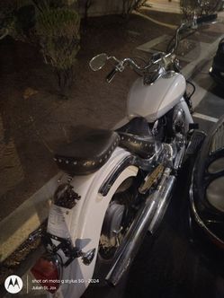 2004 YAMAHA V STAR 650 CLASSIC $2000.00 OBO