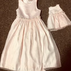 Beautiful Cinderella Girls size 5 pink beaded spring summer Easter dress with matching doll dress 