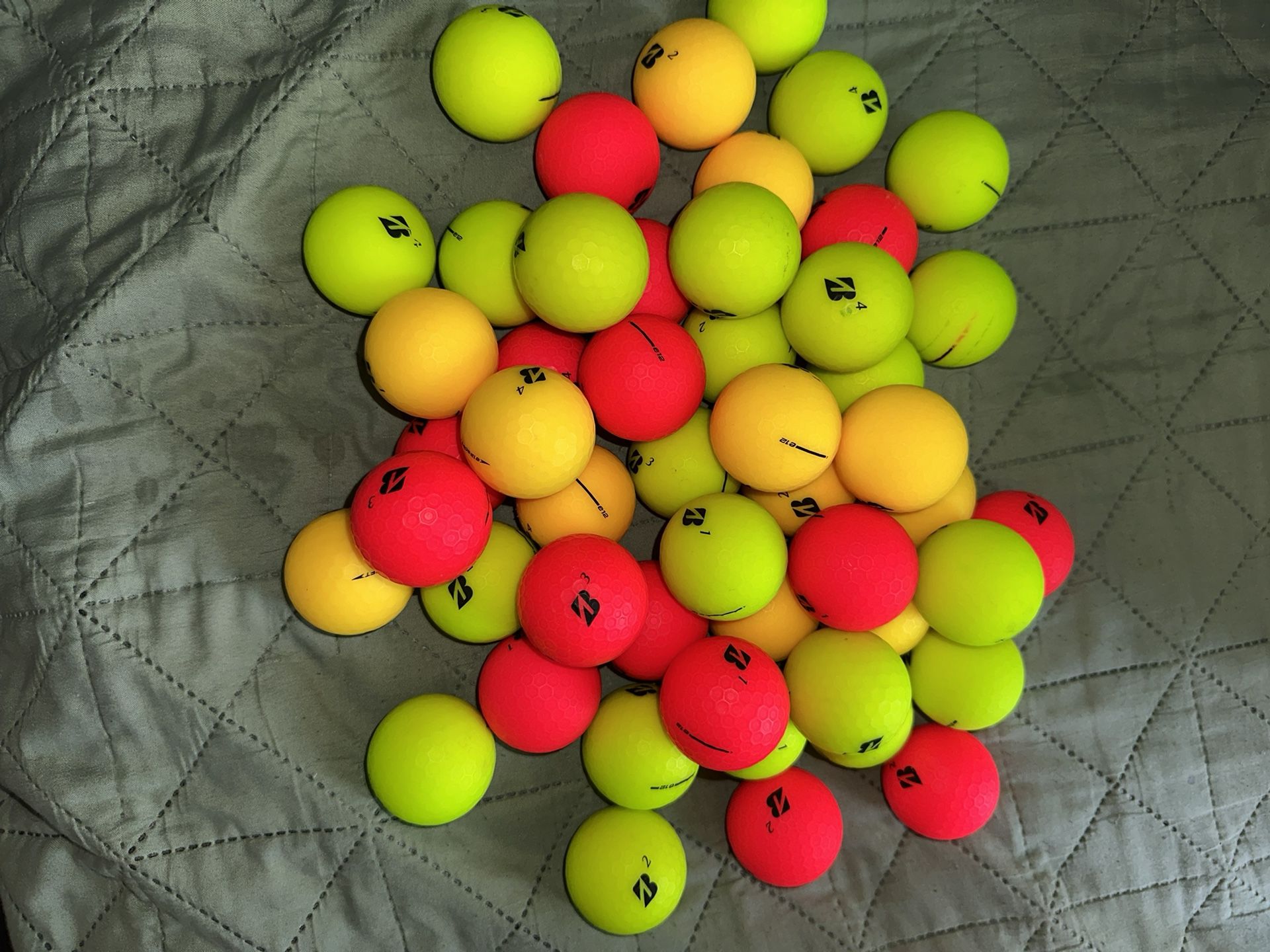 50 Bridgestone E12 Matte Finish Golf Balls