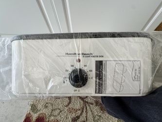 18 Quart Roaster Oven- Hamilton Beach New