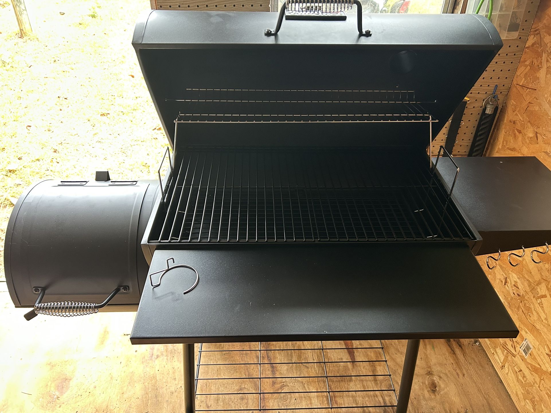 Grill/smoker