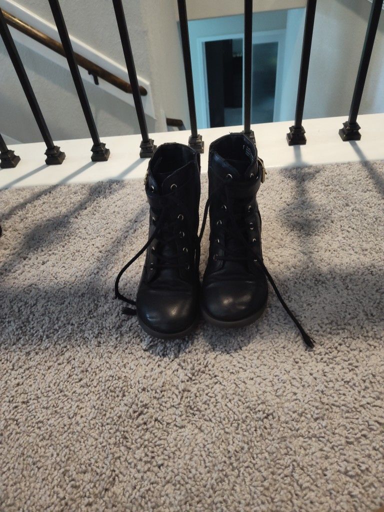 Kids black boots