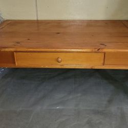 Wood Coffee Table With Drawer, Heavy. L=45in W=27in H=16in. Excellent Condition.