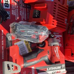 Milwaukee impact M18