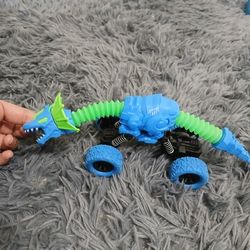 Dinosaur Car