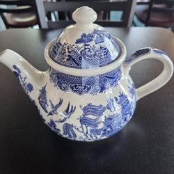 Churchill English Tea Pot