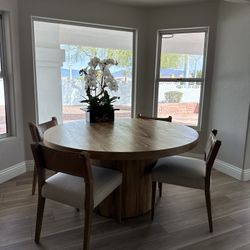 Four Hands Dining Table/ 4 Chairs/ 