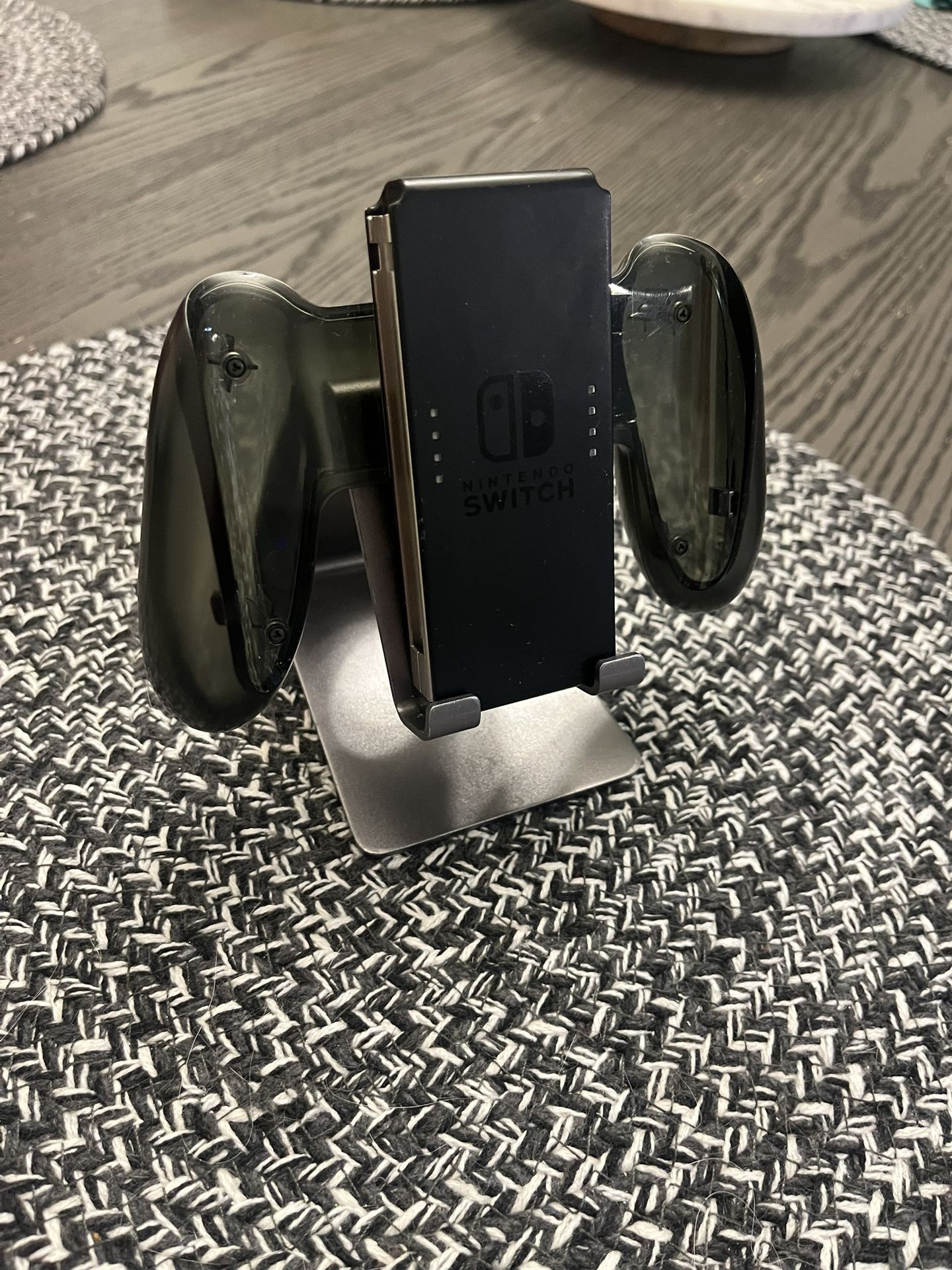 Nintendo Switch Joy-Con Charging Grip
