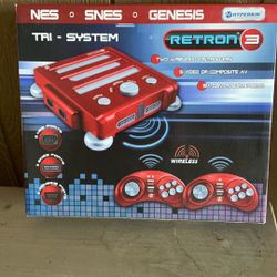 2010 Hyperkin Retron 3 Game Console For NES-SENS-GENESIS Games It’s also Wireless To